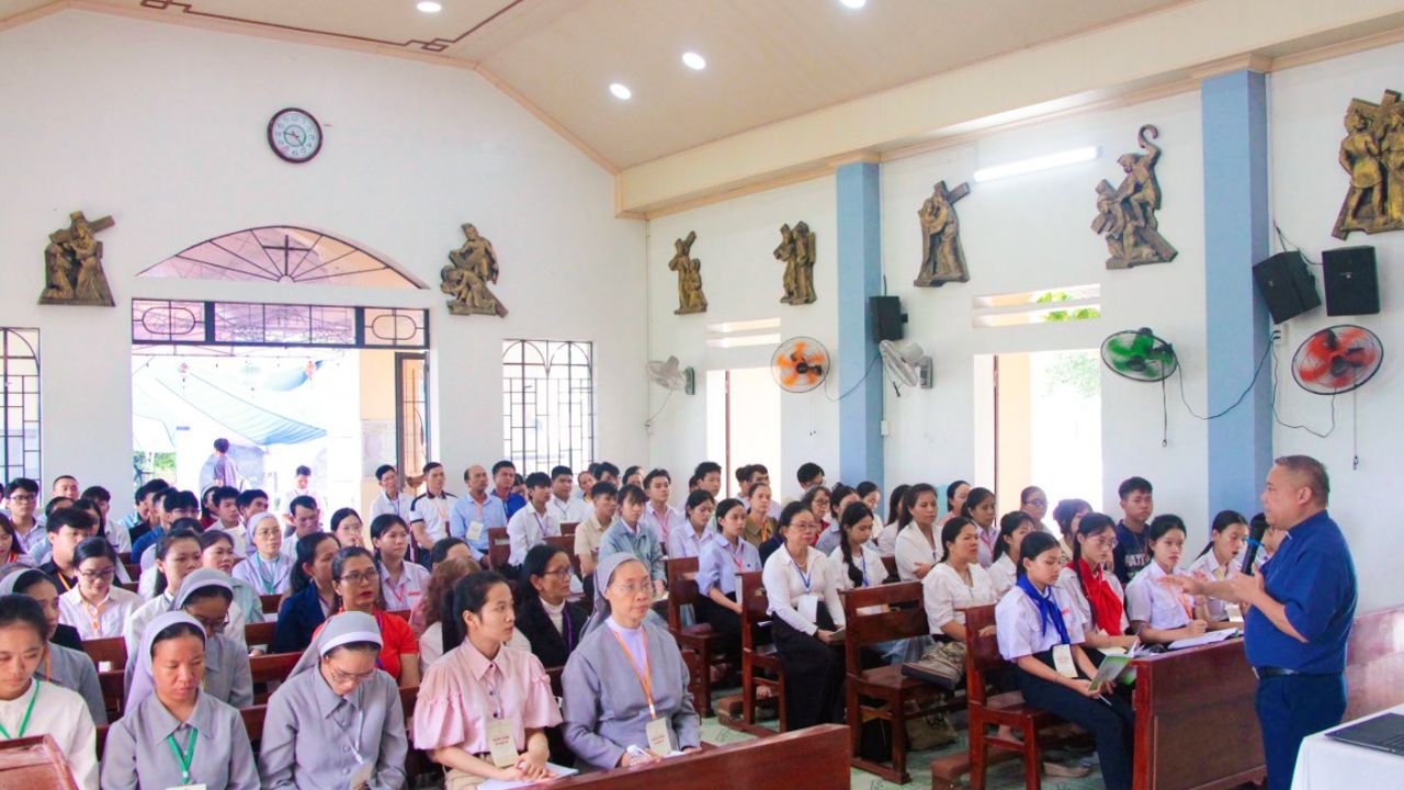 Khóa Huấn Luyện Môn Đệ Thừa Sai Dành Cho Giáo Lý Viên & Huynh Trưởng Giáo Phận Đà Nẵng – Ngày Thứ Nhất