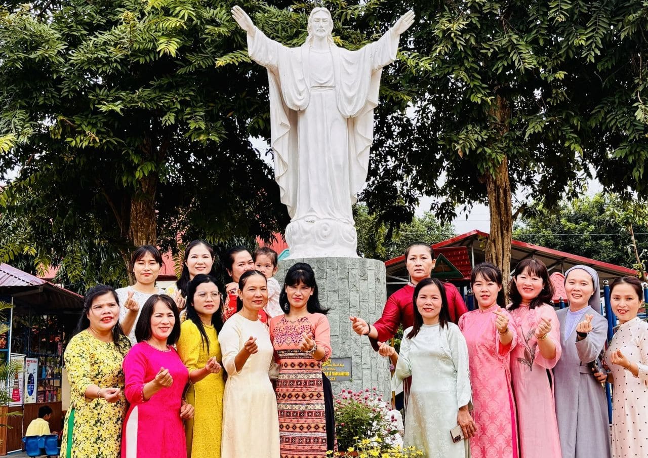 Khai Giảng