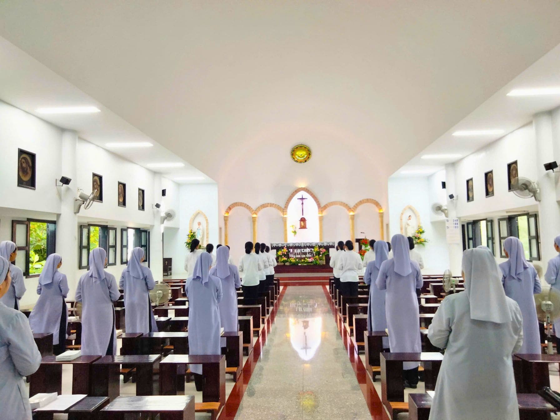 17 Tân Thỉnh Sinh Gia Nhập Thỉnh Viện Stella Maris