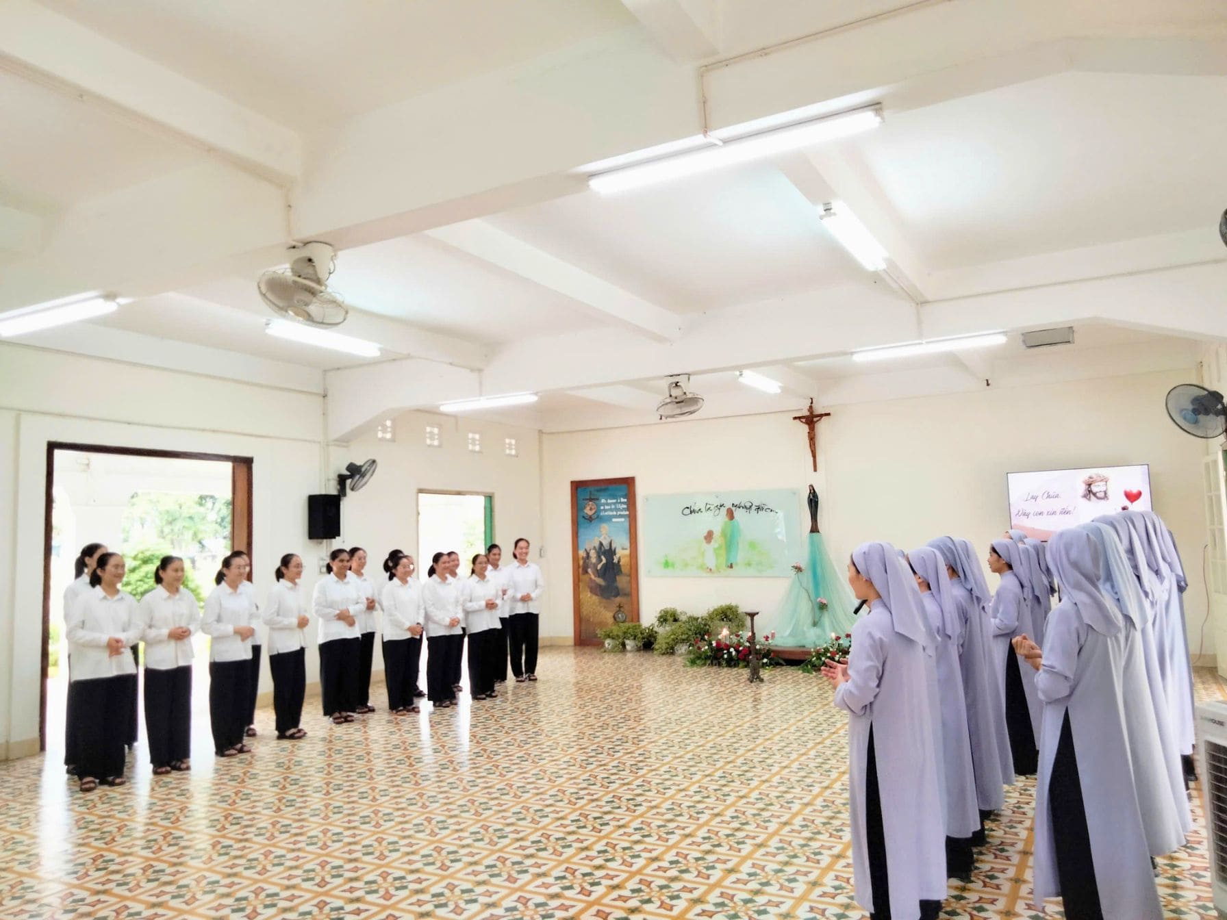 17 Tân Thỉnh Sinh Gia Nhập Thỉnh Viện Stella Maris